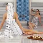 Q ホテル