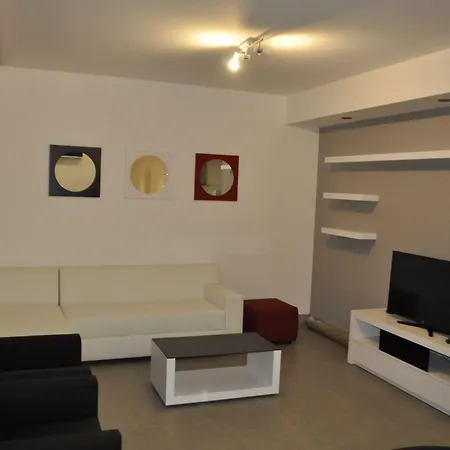 Q Aparthotel 5*