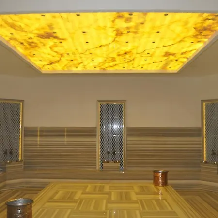 Q Aparthotel